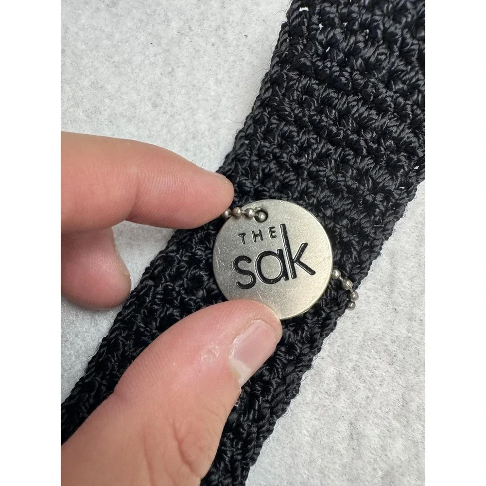 The Sak Shoulder Bag Womens Small Black Knit Lightweight Magnetic Strap Purse